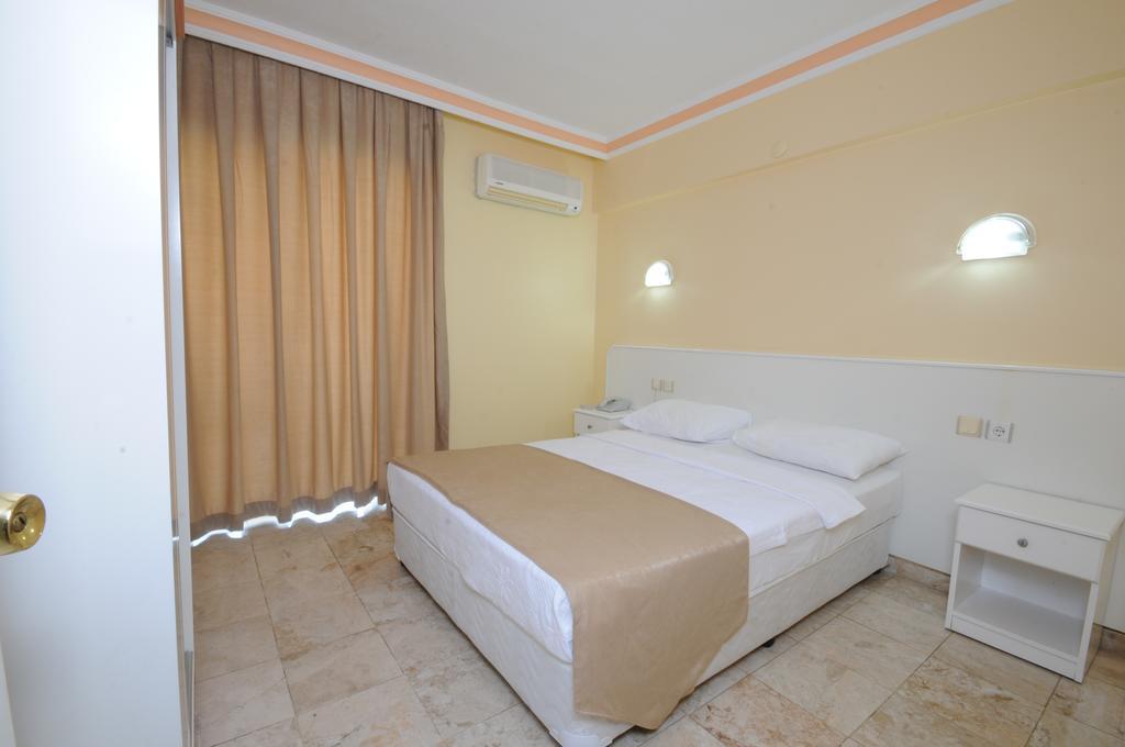 Kleopatra Apartments Icmeler 말마리스 외부 사진